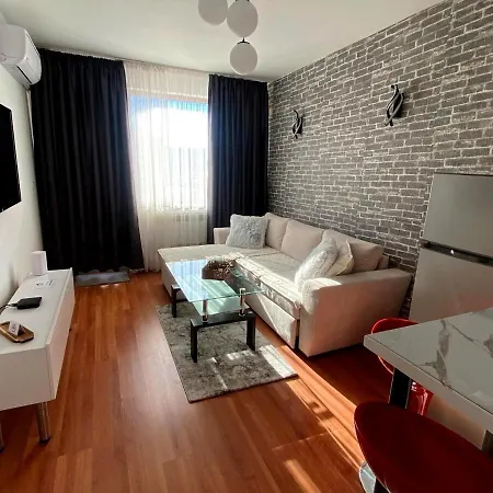 Luxury In Belvedere Club H203